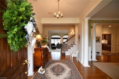 11557 Geib Ave NE Hartville 44632, Gracious foyer entry