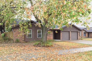 612 NE 14th St, Moore, OK 73160 - photo 3