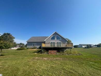 13019 Elk Tip Dr, Rapid City, MI 49676 - photo 5