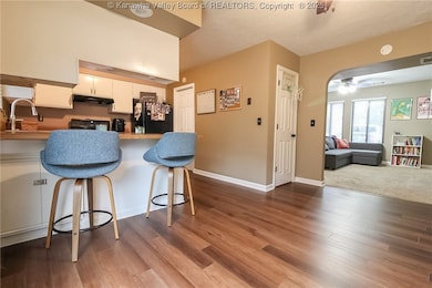 302 Maplewood Ln, Nitro, WV 25143 - photo 7