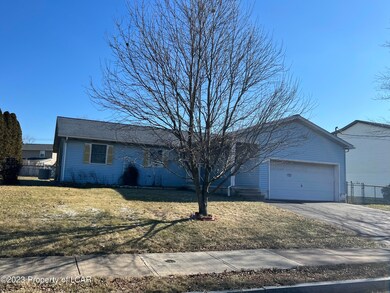 107 Mayock St, Wilkes Barre, PA 18705 - photo 2