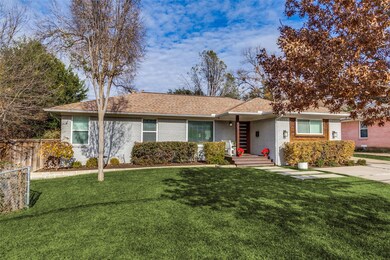 6715 Patrick Dr, Dallas, TX 75214 - photo 3