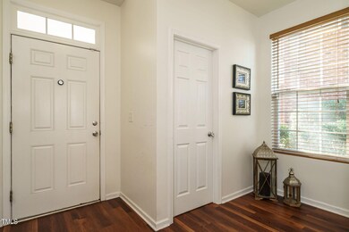 003-1920x1080-foyer