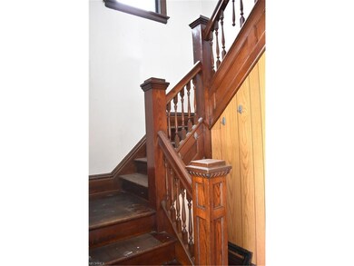 787 Main St, Conneaut, OH 44030 - photo 4