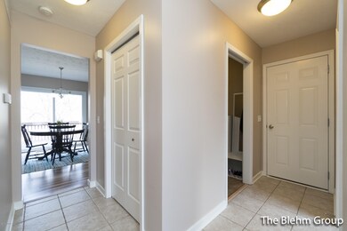 2205 Beatrice Dr NE unit 2, Grand Rapids, MI 49505 - photo 7