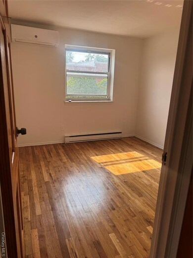 25-72 127th St, Flushing, NY 11354 - photo 6