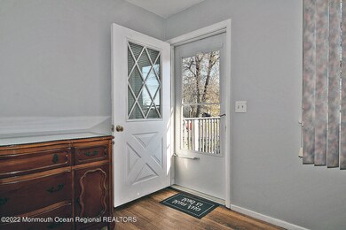 19 Arlene Ct, Toms River, NJ 08755 - photo 2