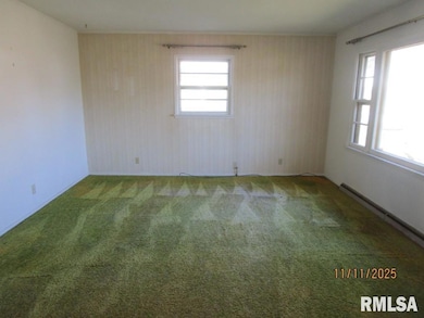 600 N 12th St, Clinton, IA 52732 - photo 4