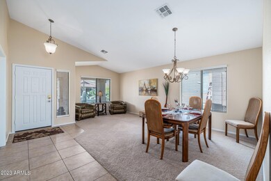 2215 W Peak View Rd (04)