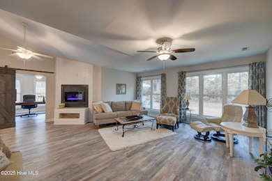 124 Holly Tree Ln, Hampstead, NC 28443 - photo 6