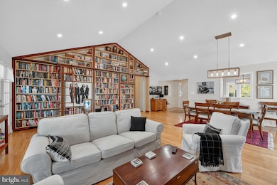 35570 Sassafras Dr, Round Hill, VA 20141 - photo 7