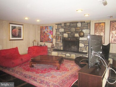 1809 Azalea Ln, Glenside, PA 19038 - photo 6