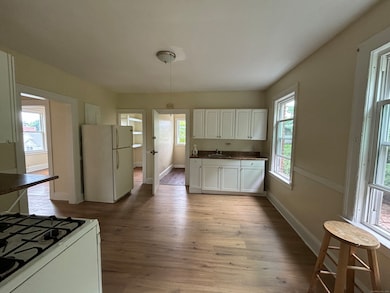 18 School St unit 20, Hartford, CT 06106 - photo 5