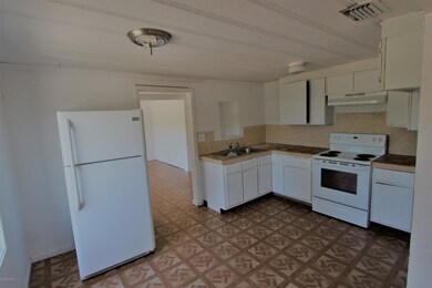 614 Paw Paw St, Cocoa, FL 32922 - photo 3