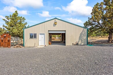 13439 SE Cayuse Rd, Prineville, OR 97754 - photo 3