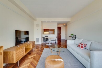 Ritz-Carlton Residences Tower 2 unit 26A, Boston, MA 02111 - photo 5