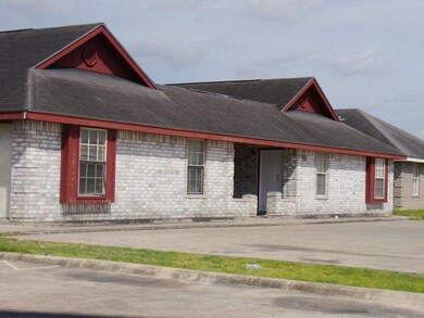 408 Date Palm Ave, Donna, TX 78537 - photo 2