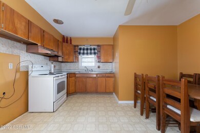 45 Joelson Ct, Albany, NY 12209 - photo 6