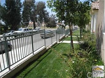 Front yard of townhomes in this row