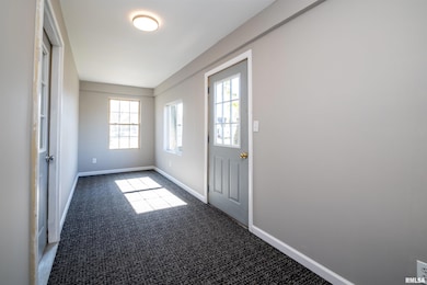 1014 S 3rd St, Pekin, IL 61554 - photo 5