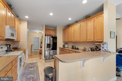 253 Carriage Chase Cir, Warrenton, VA 20186 - photo 6