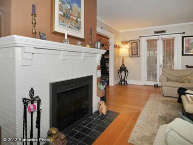 232 Raleigh Ave, Pawtucket, RI 02860 - photo 4