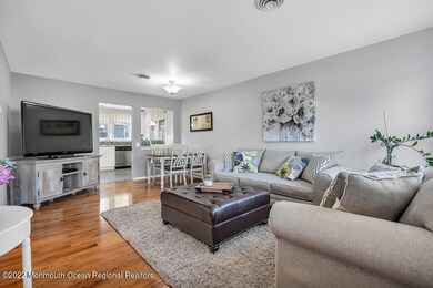 61 S Chestnut Ave, Whiting, NJ 08759 - photo 5