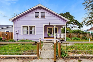 966 Pacific Ave, Rio Dell, CA 95562 - photo 4