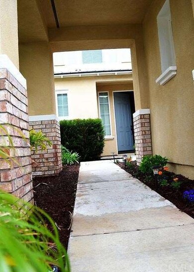 Charming entryway 