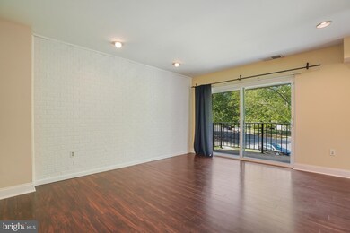 17819 Buehler Rd unit 100, Olney, MD 20832 - photo 5