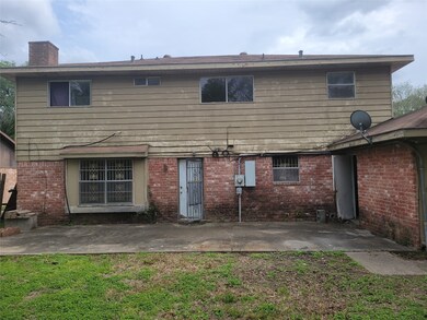 5230 Moss Glenn Ln, Houston, TX 77088 - photo 3