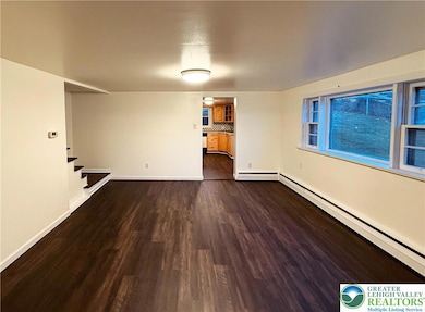 2308 N Lehigh Ave, Whitehall, PA 18052 - photo 5