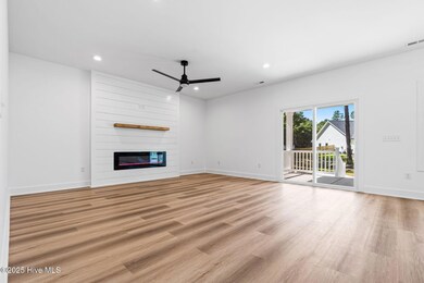23-web-or-mls-CAMMediaLLC.com -11