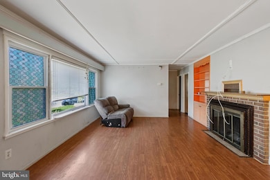 2208 Apache St, Hyattsville, MD 20783 - photo 2