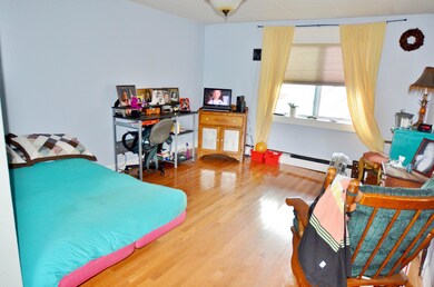 23 Pine 1st Floor Bedroom