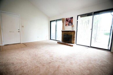 Spacious Open Concept Living!
