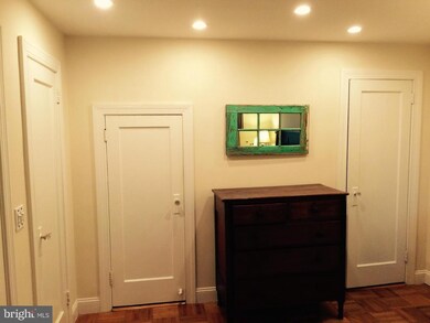 1558 Mount Eagle Place unit 1558, Alexandria, VA 22302 - photo 6