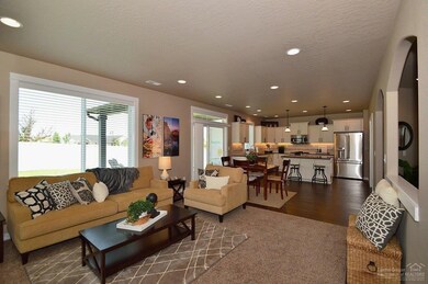 21302 SE Daylily Ave, Bend, OR 97702 - photo 6