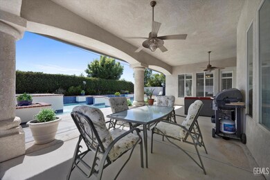 1910 Three Bridges Way, Bakersfield, CA 93311 - photo 7
