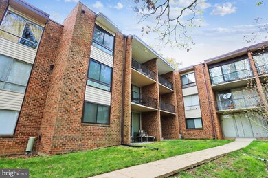 8407 Greenbelt Rd unit T, Greenbelt, MD 20770 - photo 3