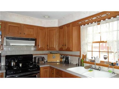 311 North Ave, North Tonawanda, NY 14120 - photo 2