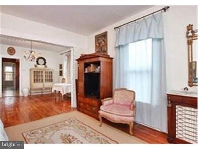 10 E Lakeview Ave, Oaklyn, NJ 08107 - photo 2