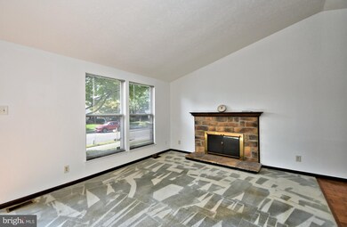 126 Independence Dr, Morrisville, PA 19067 - photo 6