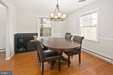 12545 Pinecrest Rd, Herndon, VA 20171 - photo 5