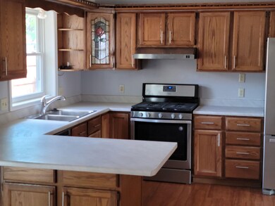 2336 S Chatham St, Janesville, WI 53546 - photo 3