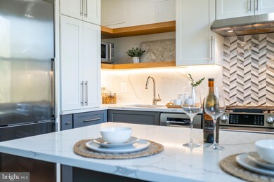 2801 Adams Mill Rd NW unit 406, Washington, DC 20009 - photo 7