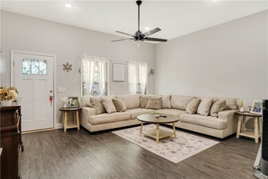 1136 Spring Grove Rd, Jesup, GA 31545 - photo 7