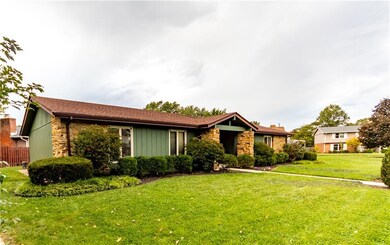 2930 Sassafras Ln, Columbus, IN 47203 - photo 2