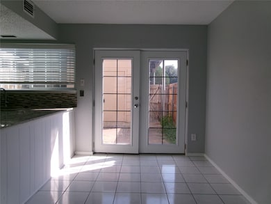 92 E Mountain Creek Ct unit 1, Grand Prairie, TX 75052 - photo 4