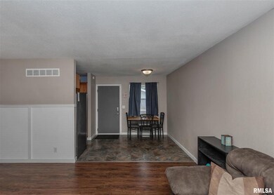 2509 W 59th St, Davenport, IA 52806 - photo 5